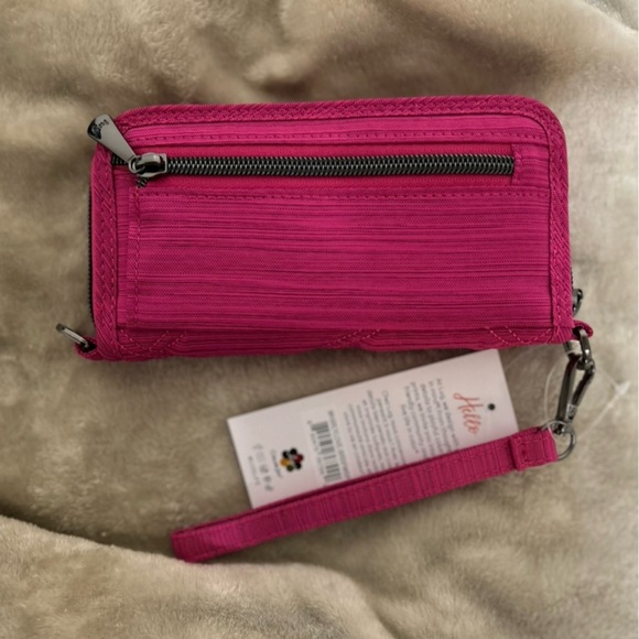 Lug “Whirly Love” Pink Wristlet Wallet. Love embroidered on. NWT hard to find - Picture 2 of 3